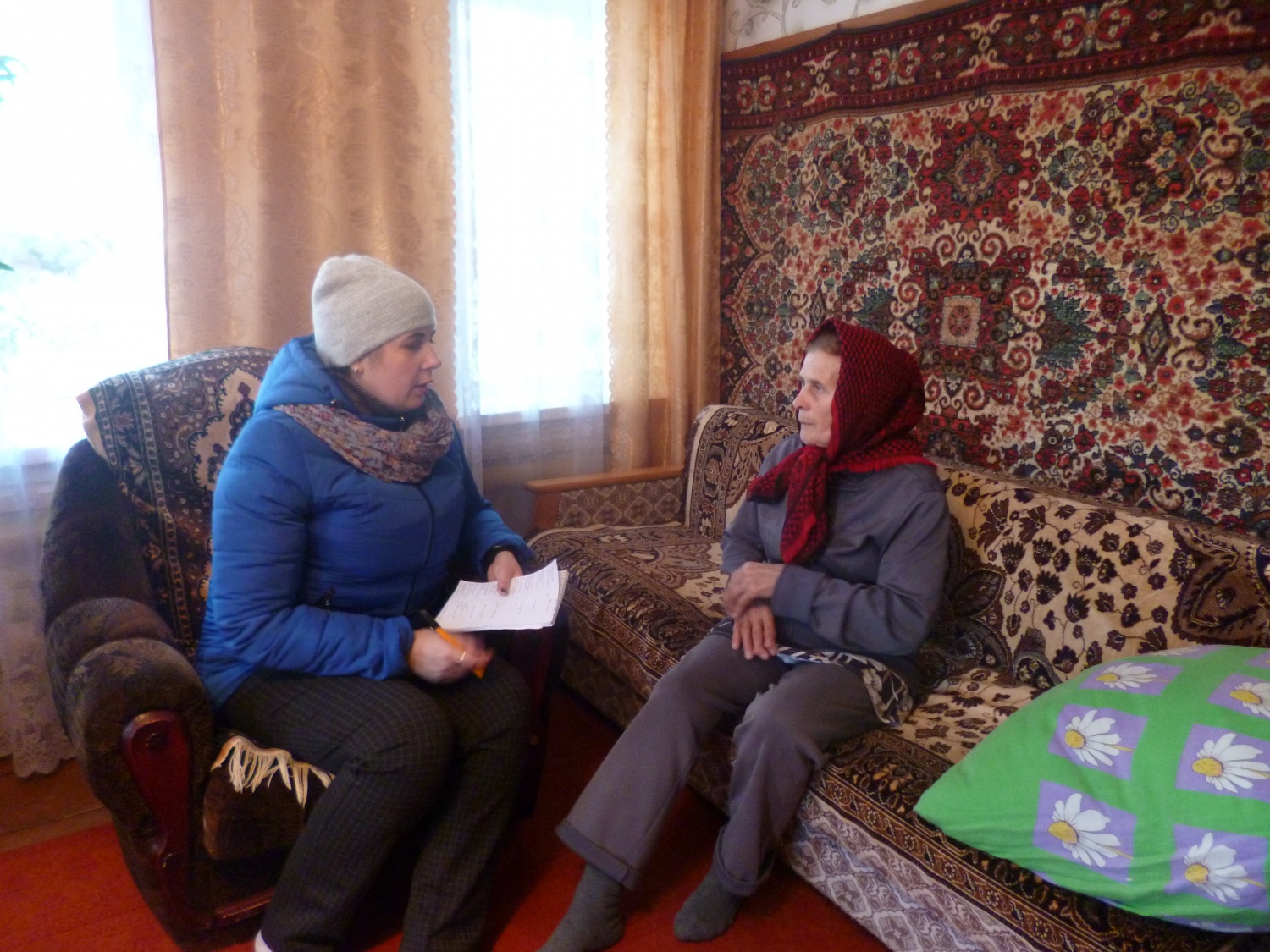 Специалисты Комплексного центра социального обслуживания населения Малосердобинского района проводят профилактические беседы по противопожарной безопасности с получателями социальных услуг.
