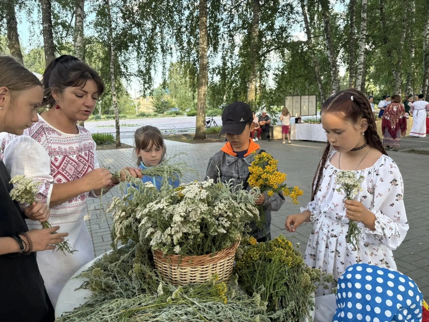 Мастер класс  по изготовлению «Травных скруток»