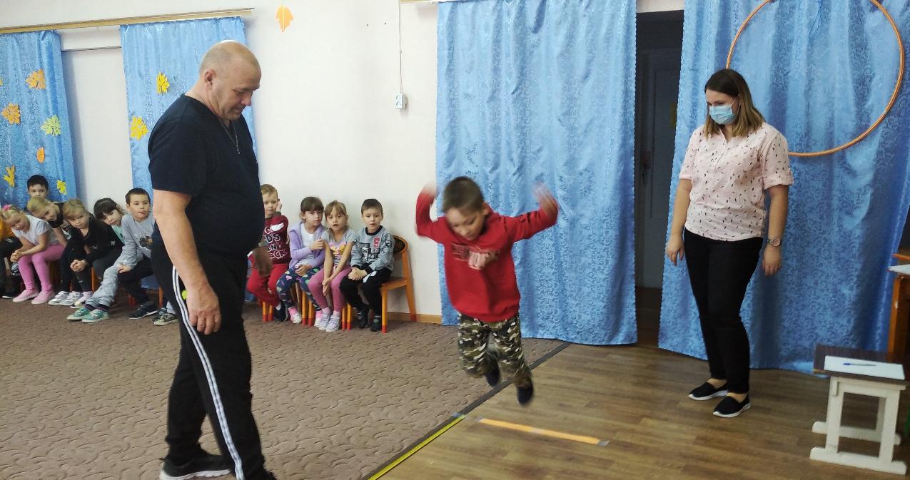 Воспитанники детского сада МБДОУ "Солнышко" принимали активное участие в сдаче нормативов ВФСК ГТО Воспитанники детского сада МБДОУ "Солнышко" принимали активное участие в сдаче нормативов ВФСК ГТО
