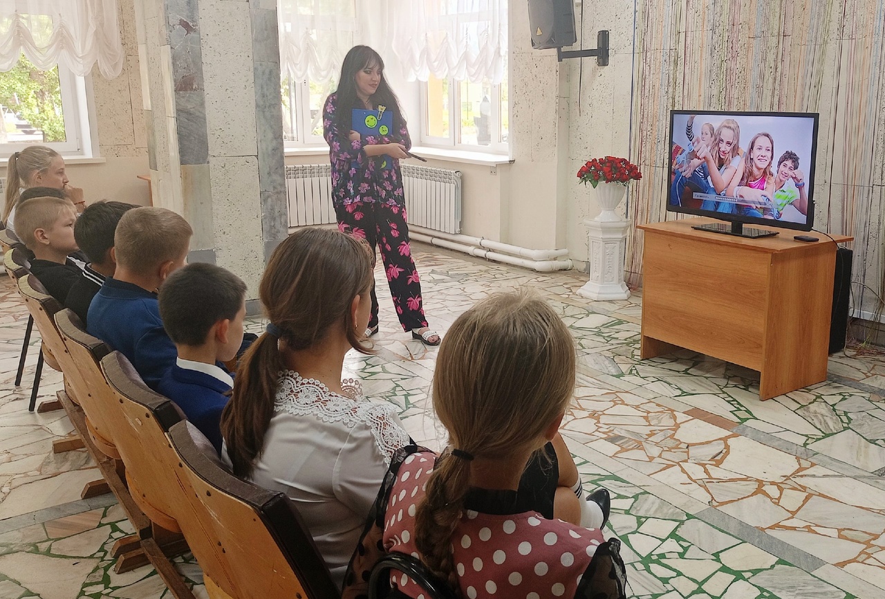 Программа «Развлечение молодёжи от 19 века до наших дней» Программа «Развлечение молодёжи от 19 века до наших дней»