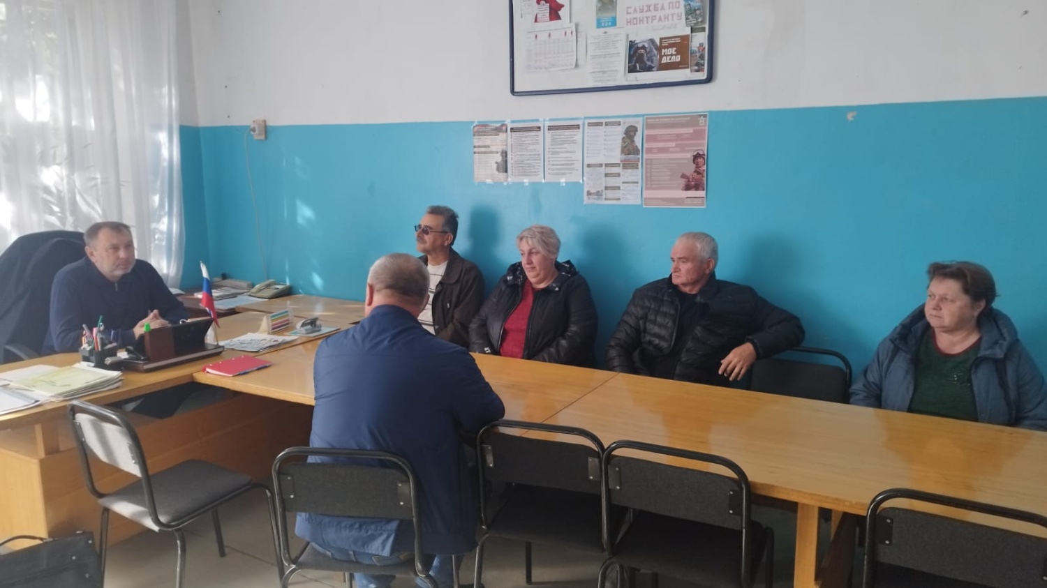 Исполняющий обязанности главы района Сергей Львович Балакин провел серию рабочих встреч Исполняющий обязанности главы района Сергей Львович Балакин провел серию рабочих встреч