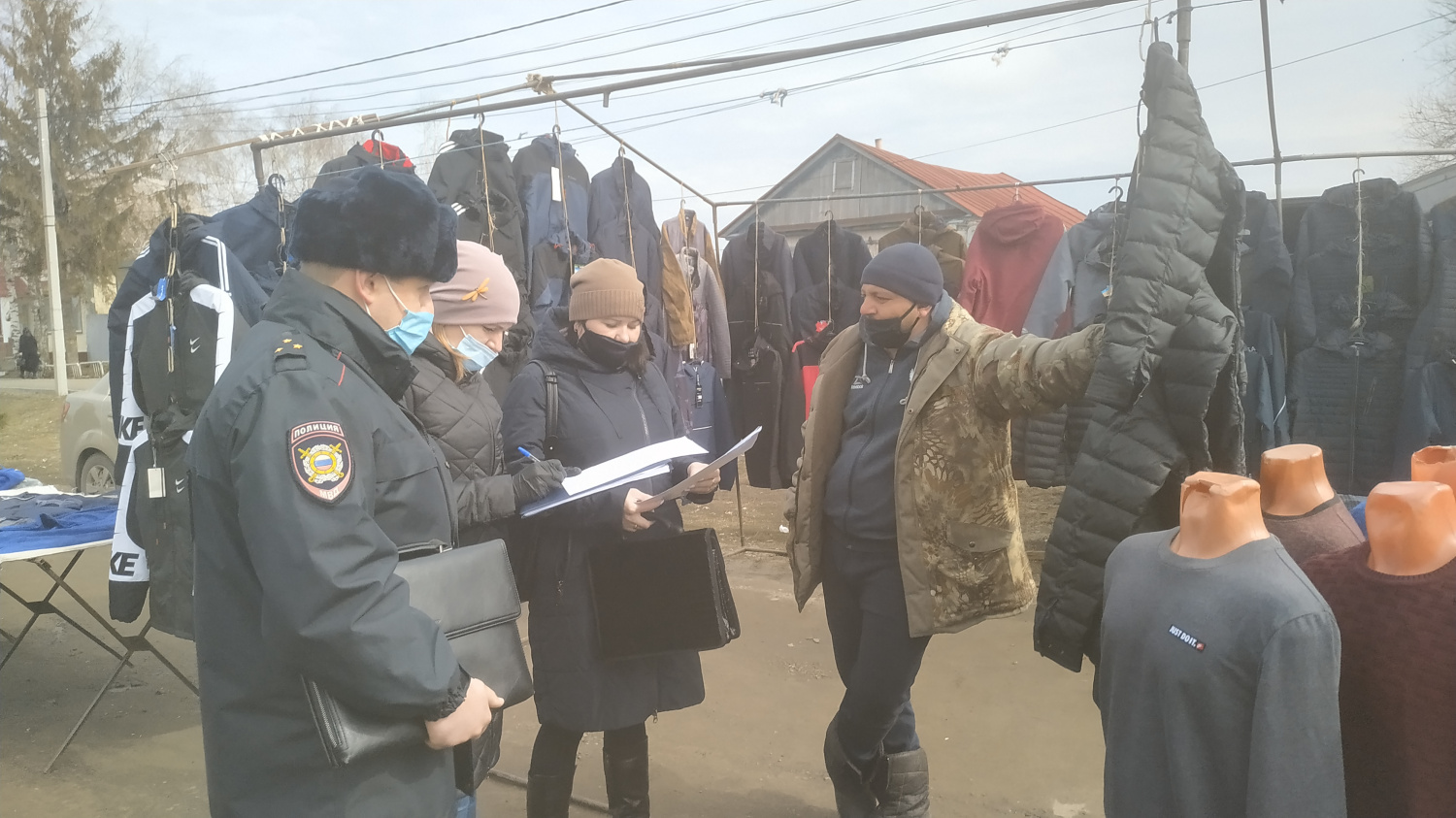 В Малосердобинском районе продолжаются рейды по контролю за соблюдением масочного режима. В Малосердобинском районе продолжаются рейды по контролю за соблюдением масочного режима.