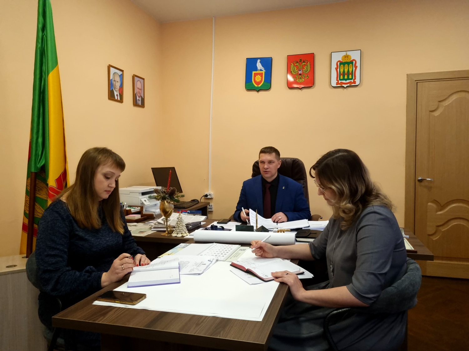 Совещание главы Малосердобинского района Ивана Алексеевича Кирюхина с главами адмнистраций сельских муниципальных образований района Совещание главы Малосердобинского района Ивана Алексеевича Кирюхина с главами адмнистраций сельских муниципальных образований района