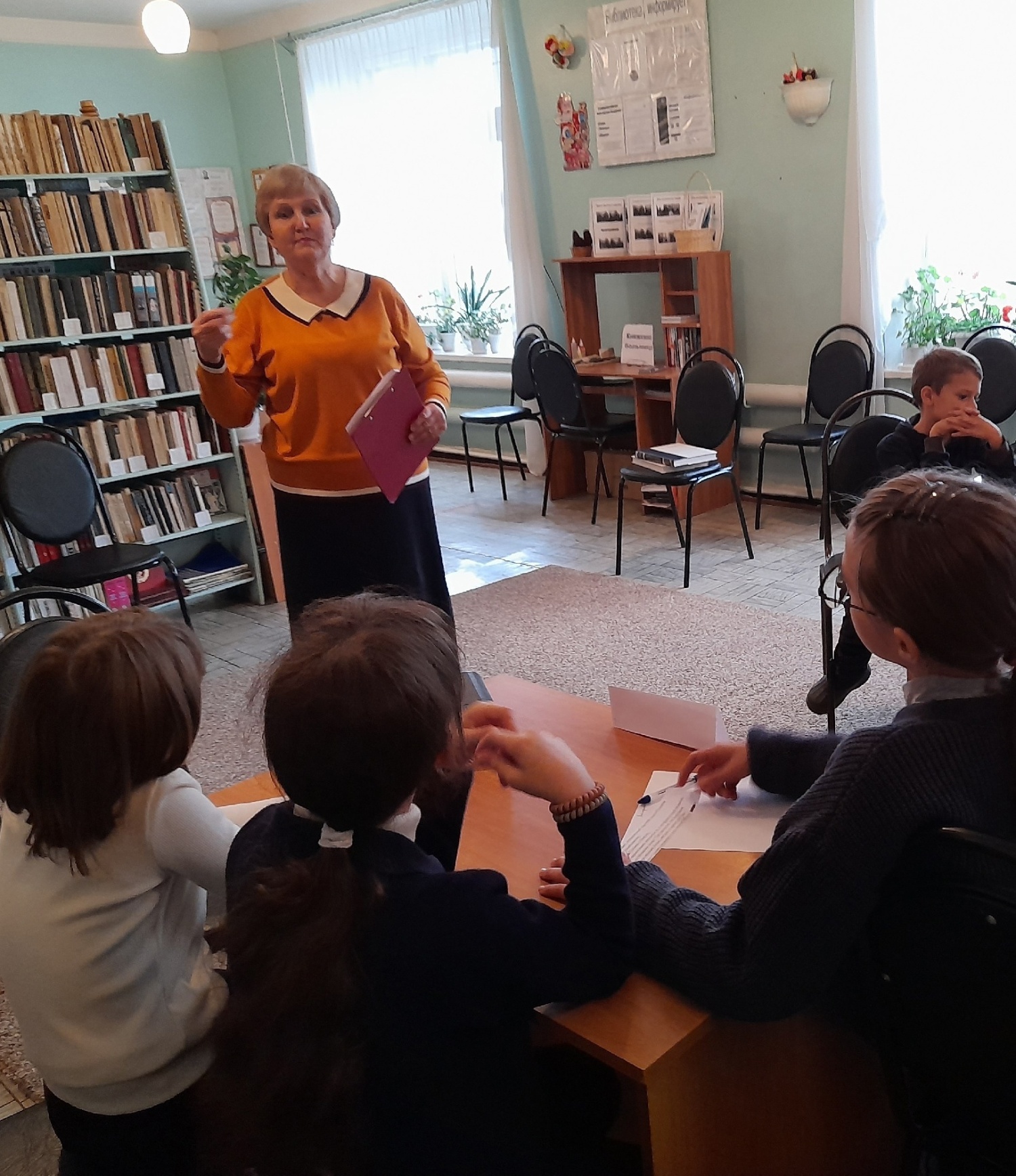 В библиотеке села Новое Дёмкино прошёл библиотечный урок «Книжкина больница». В библиотеке села Новое Дёмкино прошёл библиотечный урок «Книжкина больница».