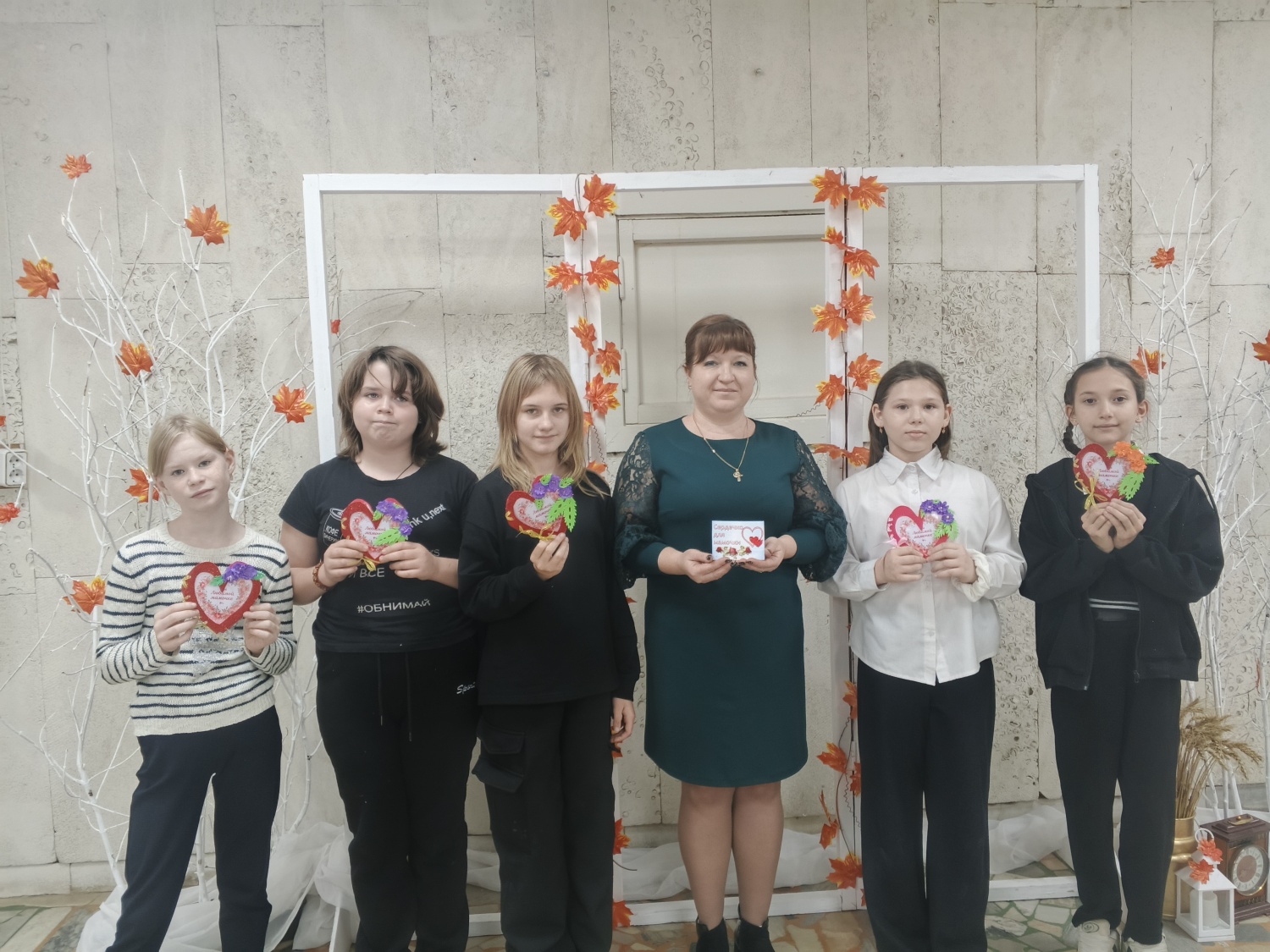 Мастер - класс по изготовлению поздравительной открытки "Сердечко для мамы". Мастер - класс по изготовлению поздравительной открытки "Сердечко для мамы".