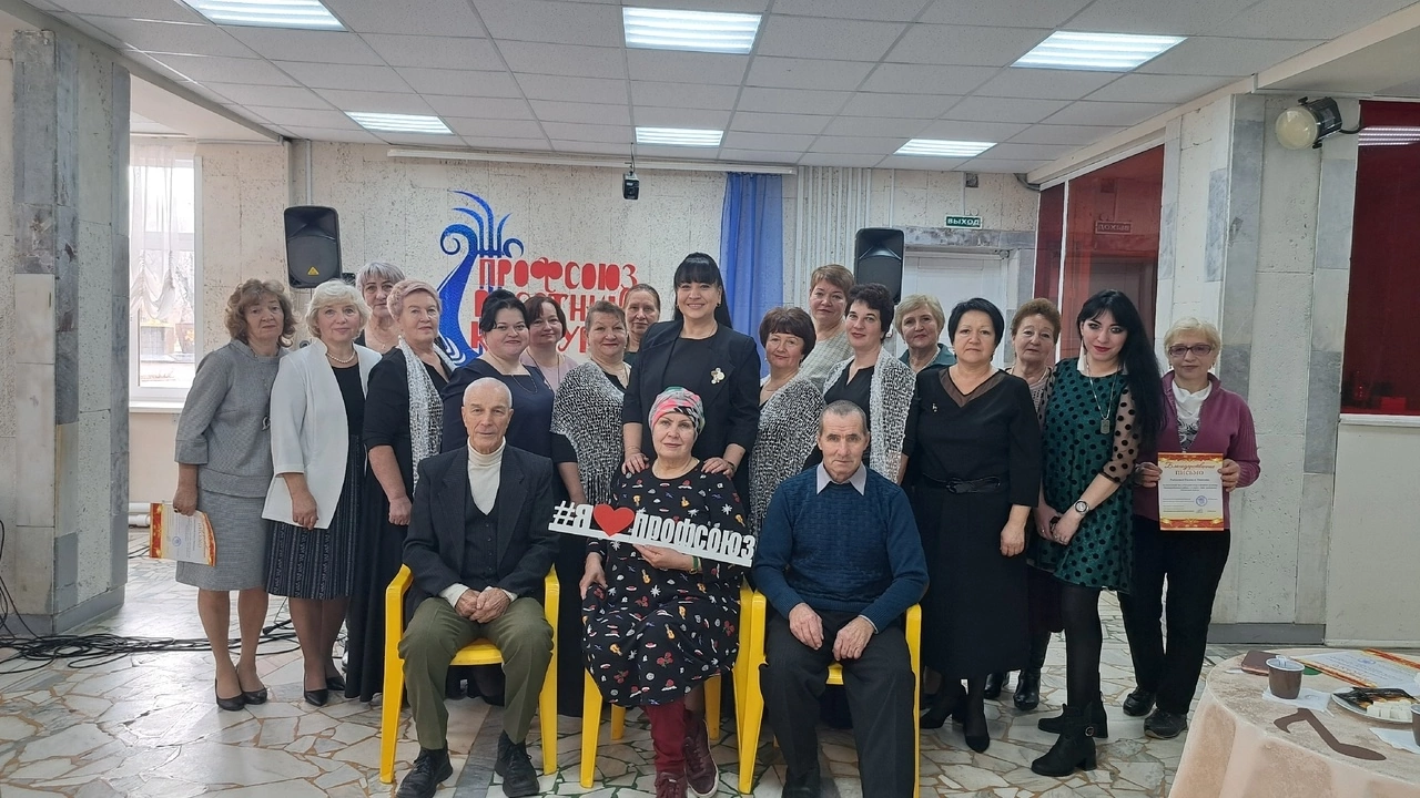 В районном Доме культуры состоялось торжественное мероприятие, посвященное Дню работников профсоюзов Пензенской области