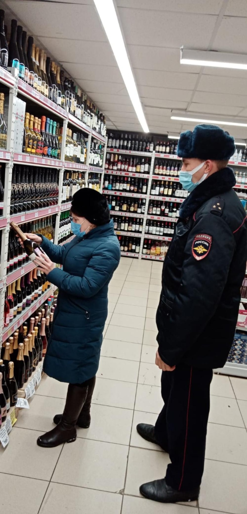 В Малосердобинском районе продолжаются рейды по контролю за соблюдением масочного режима.