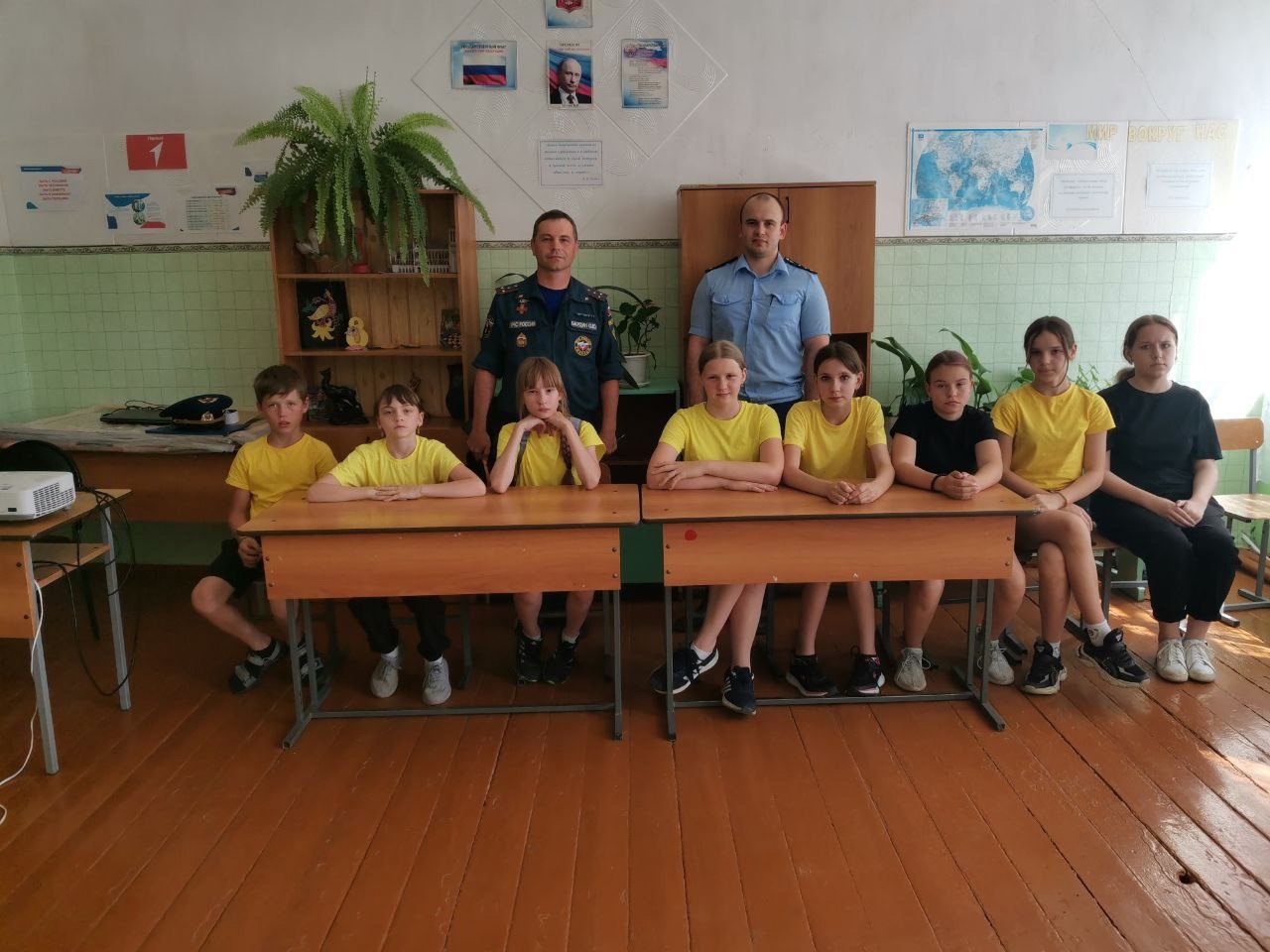 Профилактические мероприятия по пожарной безопасности в пришкольном лагере МБОУ ООШ с. Топлое Профилактические мероприятия по пожарной безопасности в пришкольном лагере МБОУ ООШ с. Топлое