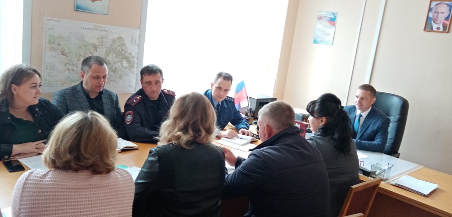 Заседание Совета по вопросам гармонизации  межэтнических и межконфессиональных отношений при администрации Малосердобинского района 