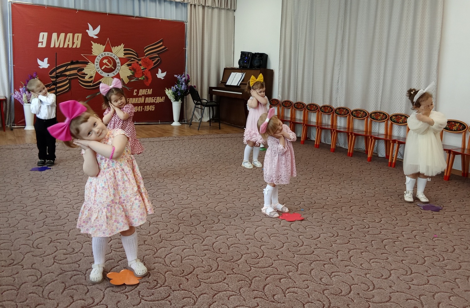 В детском саду «Солнышко» прошел районный конкурс «Серебряные звездочки - 2025» В детском саду «Солнышко» прошел районный конкурс «Серебряные звездочки - 2025»