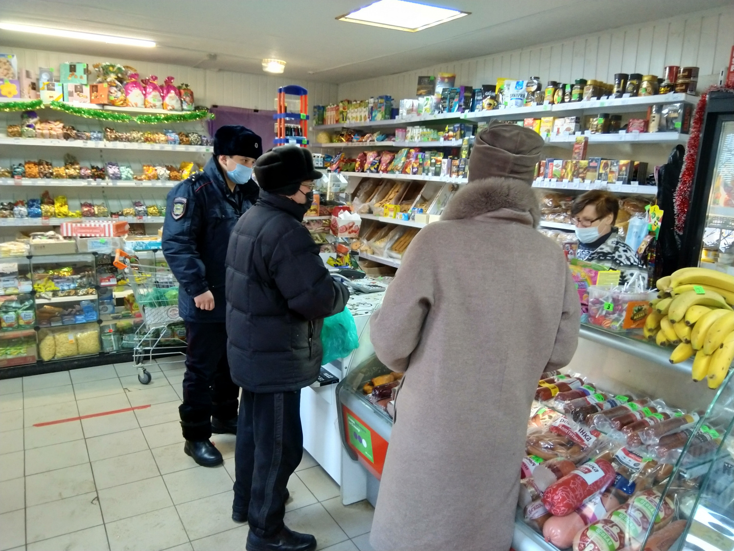 В Малосердобинском районе продолжаются рейды по контролю за соблюдением масочного режима.