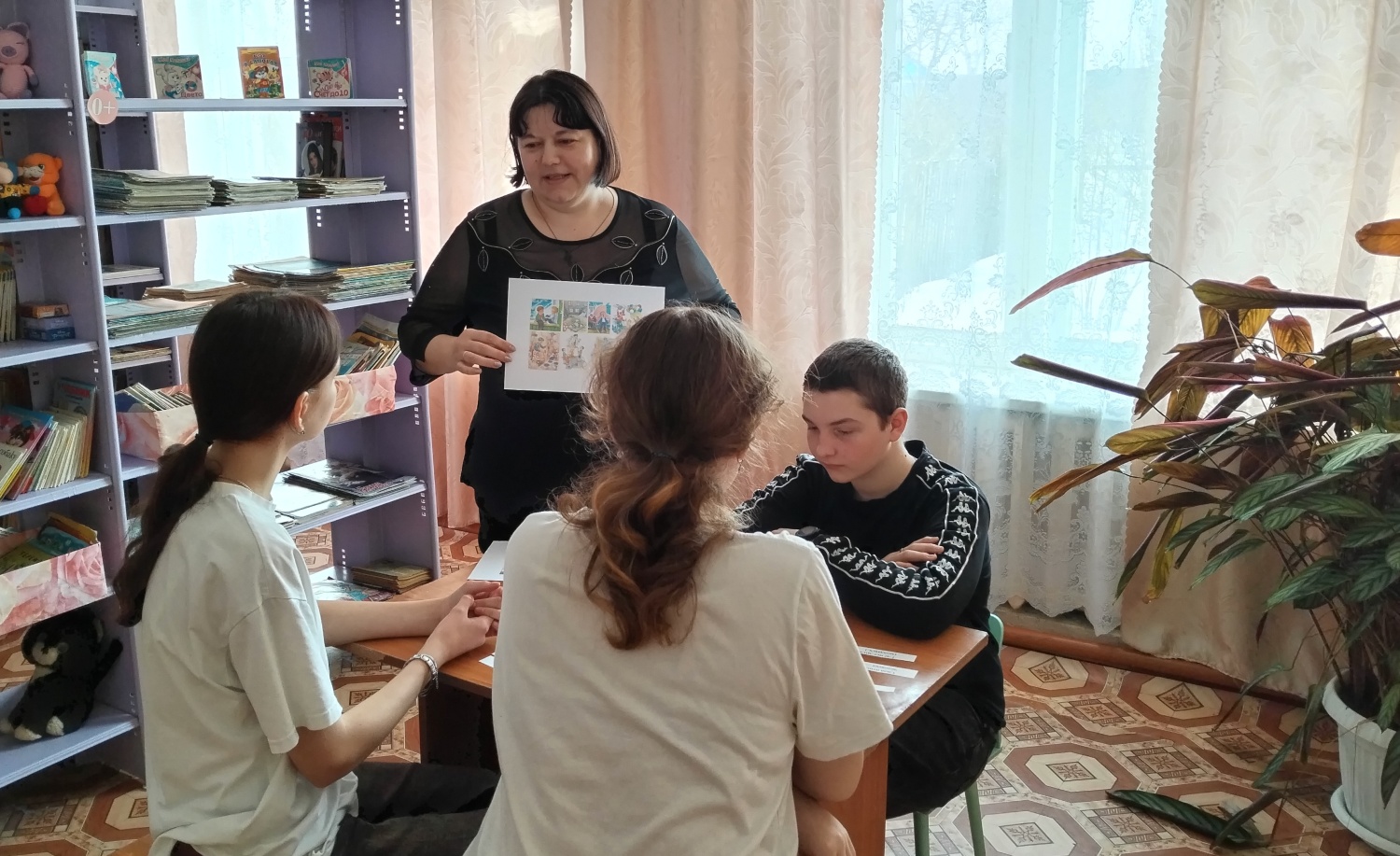 Литературно-игровая викторина«Книжный компас единства» 