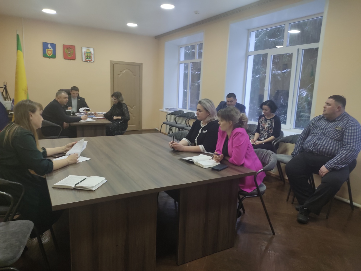 Глава Малосердобинского района Иван Алексеевич Кирюхин провел оперативное совещание Глава Малосердобинского района Иван Алексеевич Кирюхин провел оперативное совещание