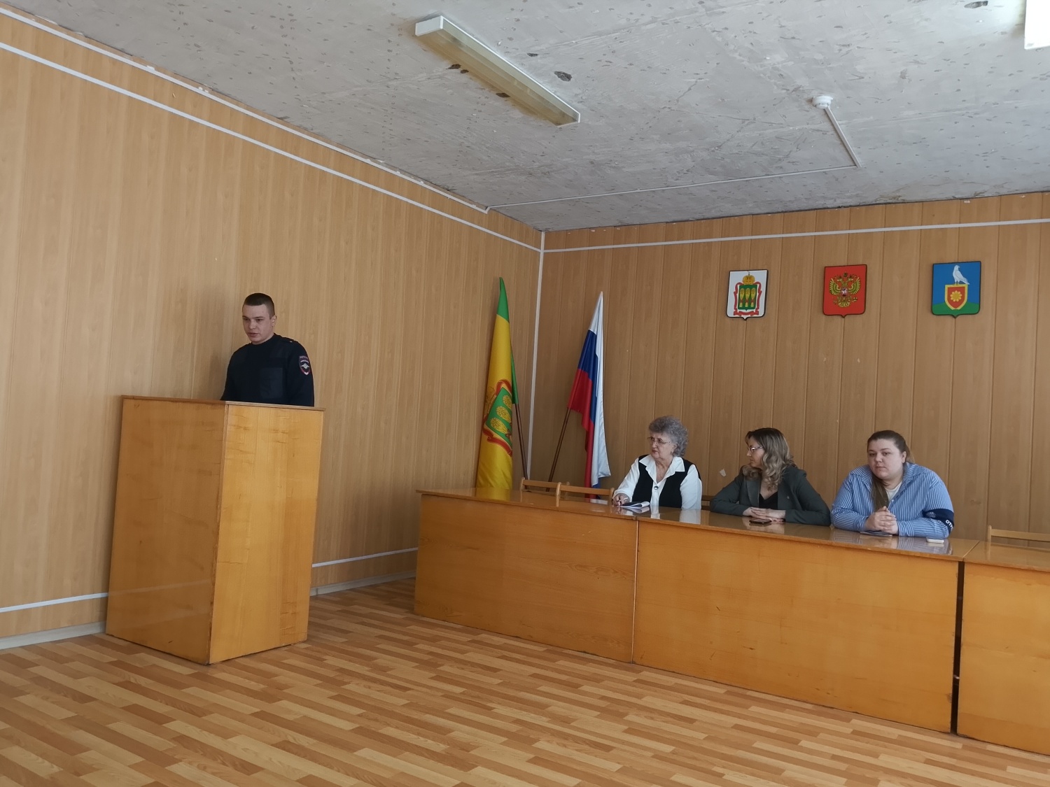 Встреча с работниками социальной сферы по профилактике мошенничества. Встреча с работниками социальной сферы по профилактике мошенничества.