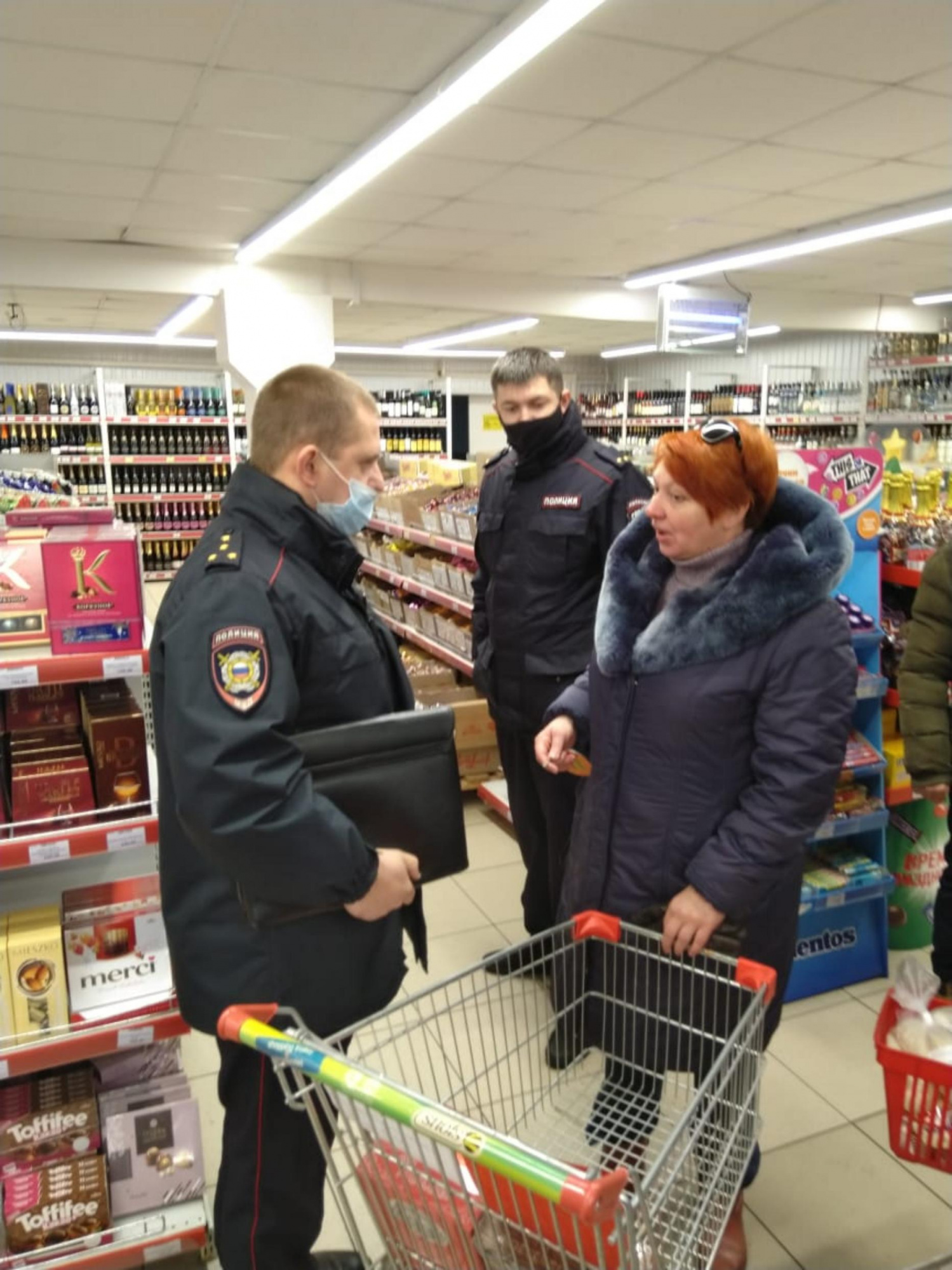 В Малосердобинском районе проведён очередной рейд по соблю-дению масочного режима В Малосердобинском районе проведён очередной рейд по соблю-дению масочного режима