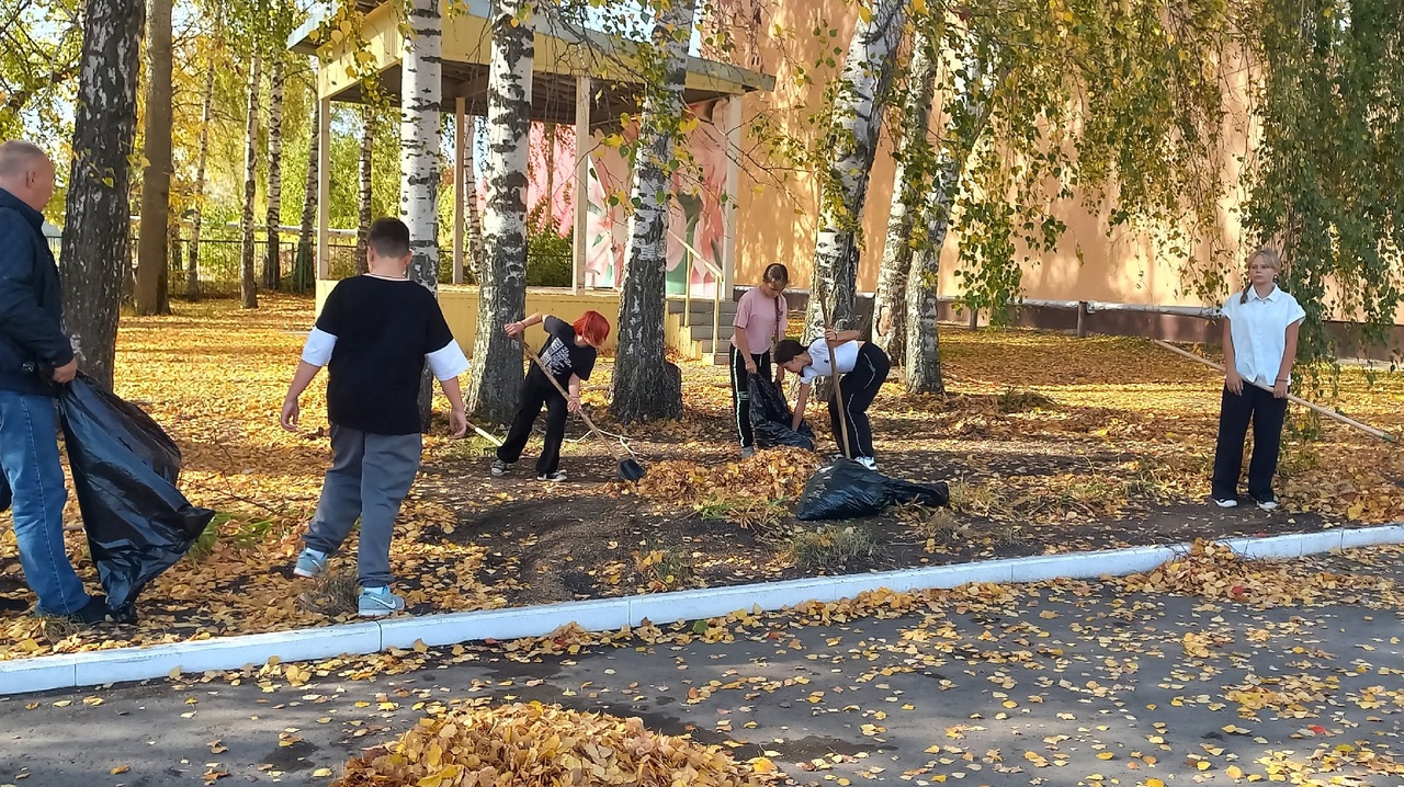 Учащиеся многопрофильного лицея приняли участие во  всероссийском субботнике