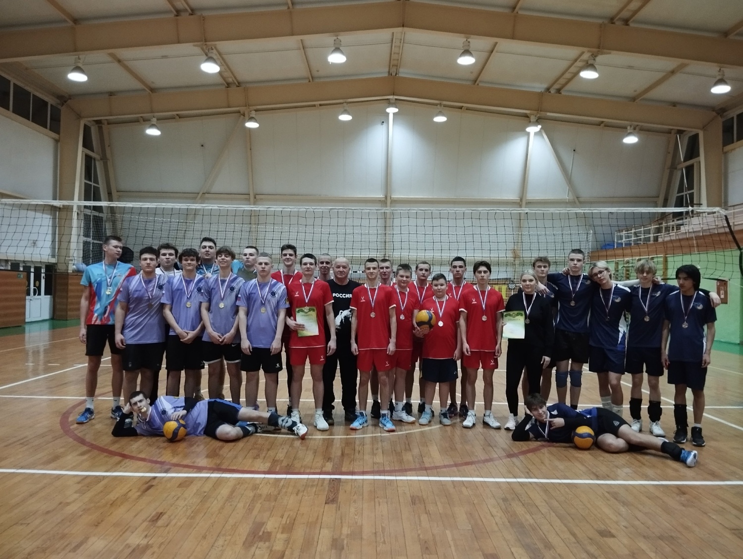 В Фоке "Мечта" прошло открытое Первенство ДЮСШ с. Малая Сердоба по волейболу, посвященное Дню Конституции РФ В Фоке "Мечта" прошло открытое Первенство ДЮСШ с. Малая Сердоба по волейболу, посвященное Дню Конституции РФ