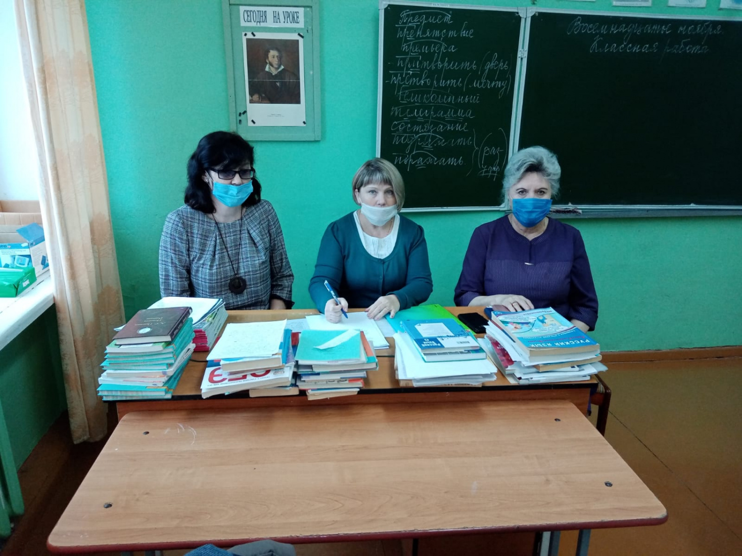 Профилактическая встреча с подростками, состоящими на учёте в ПДН и их родителями Профилактическая встреча с подростками, состоящими на учёте в ПДН и их родителями