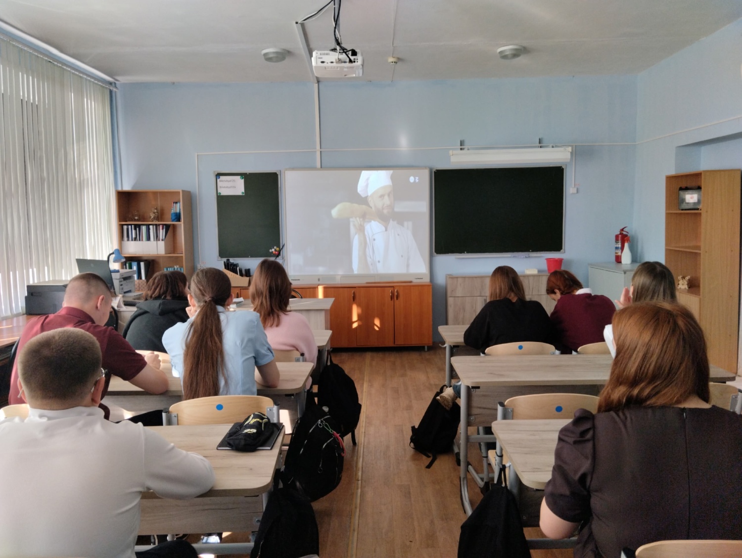 В МБОУ многопрофильный лицей с. МалаяСердоба прошло очередное занятие курса «Россия – мои горизонты». В МБОУ многопрофильный лицей с. МалаяСердоба прошло очередное занятие курса «Россия – мои горизонты».