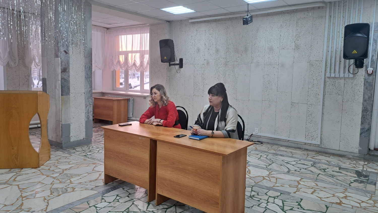 В Районном Доме Культуры прошло совещание работников культуры Малосердобинского района по итогам работы за 2024 год . В Районном Доме Культуры прошло совещание работников культуры Малосердобинского района по итогам работы за 2024 год .