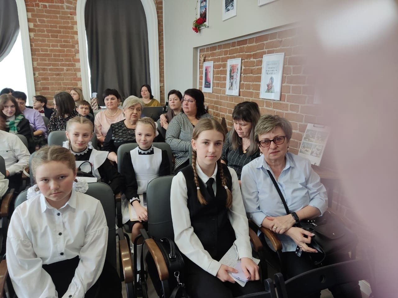 Состоялся финал регионального этапа Всероссийского конкурса юных чтецов «Живая классика». Состоялся финал регионального этапа Всероссийского конкурса юных чтецов «Живая классика».