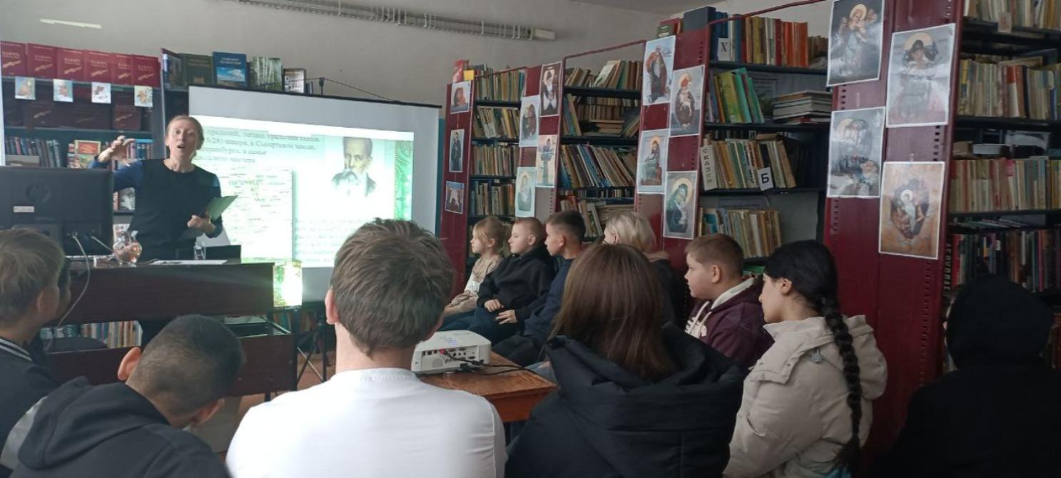 В Ключевской библиотеке проведен литературный обзор "Сказы Бажова"