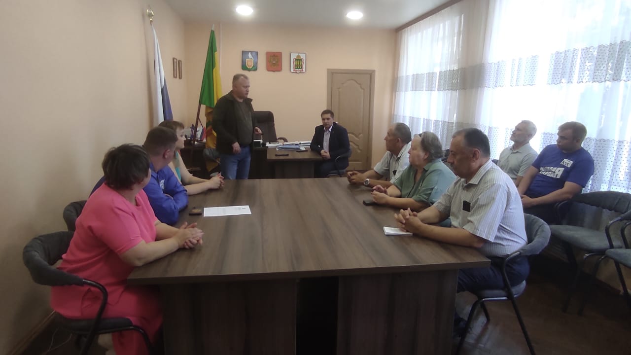 В администрации Малосердобинского района состоялась встреча с активом  местного политического совета  отделения партии «Единая Россия»