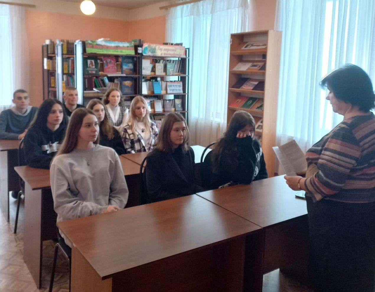 Председатель территориальной избирательной комиссии Малосердобинского района приняла участие в правовом часе: «Конституция основной закон государства!» Председатель территориальной избирательной комиссии Малосердобинского района приняла участие в правовом часе: «Конституция основной закон государства!»