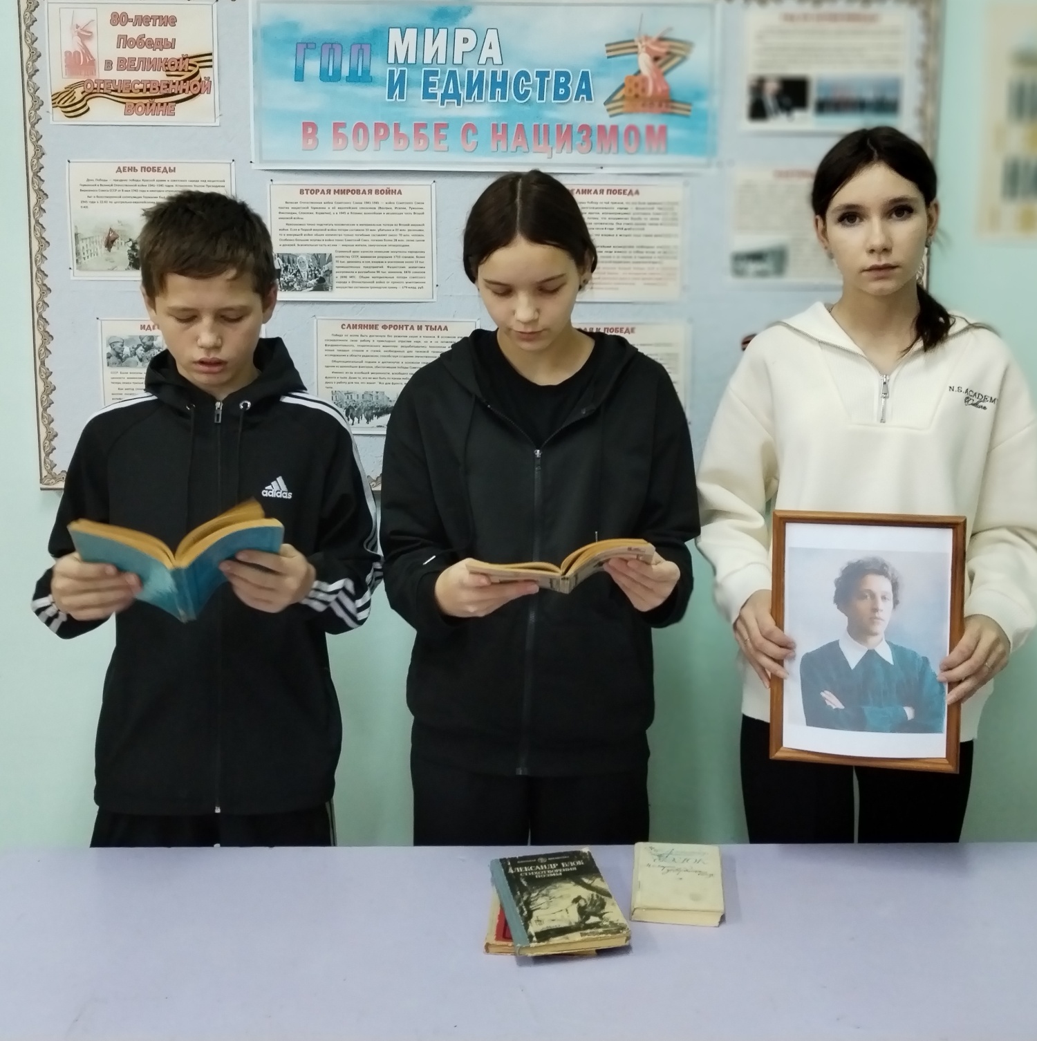 Литературно-поэтический вечер «Я лучшей доли не искал…» проведён в Топловской библиотеке.