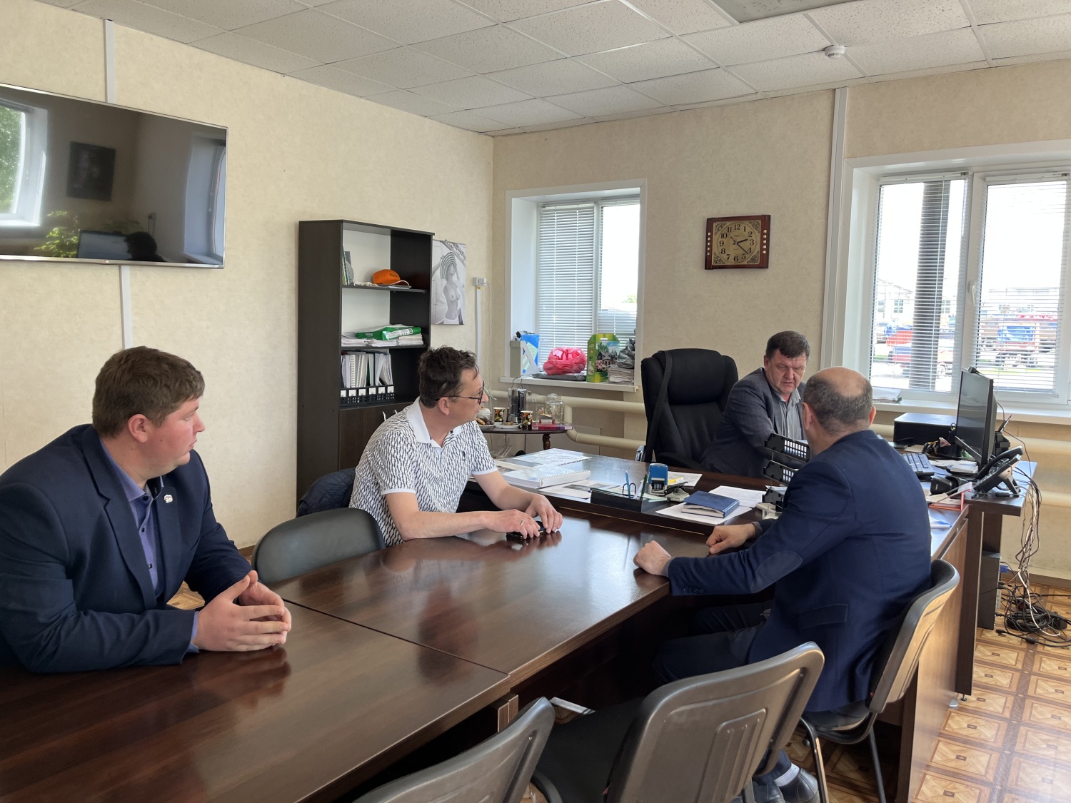 Заместитель Председателя Правительства – Министр сельского хозяйства Пензенской области посетил Малосердобинский район, проверил проведения ярового сева сельскохозяйственных культур. Заместитель Председателя Правительства – Министр сельского хозяйства Пензенской области посетил Малосердобинский район, проверил проведения ярового сева сельскохозяйственных культур.