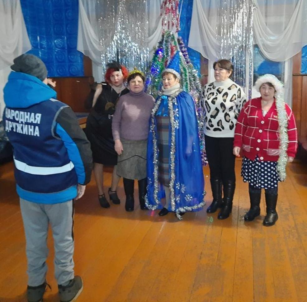 «Новый год приходит дважды». «Новый год приходит дважды».
