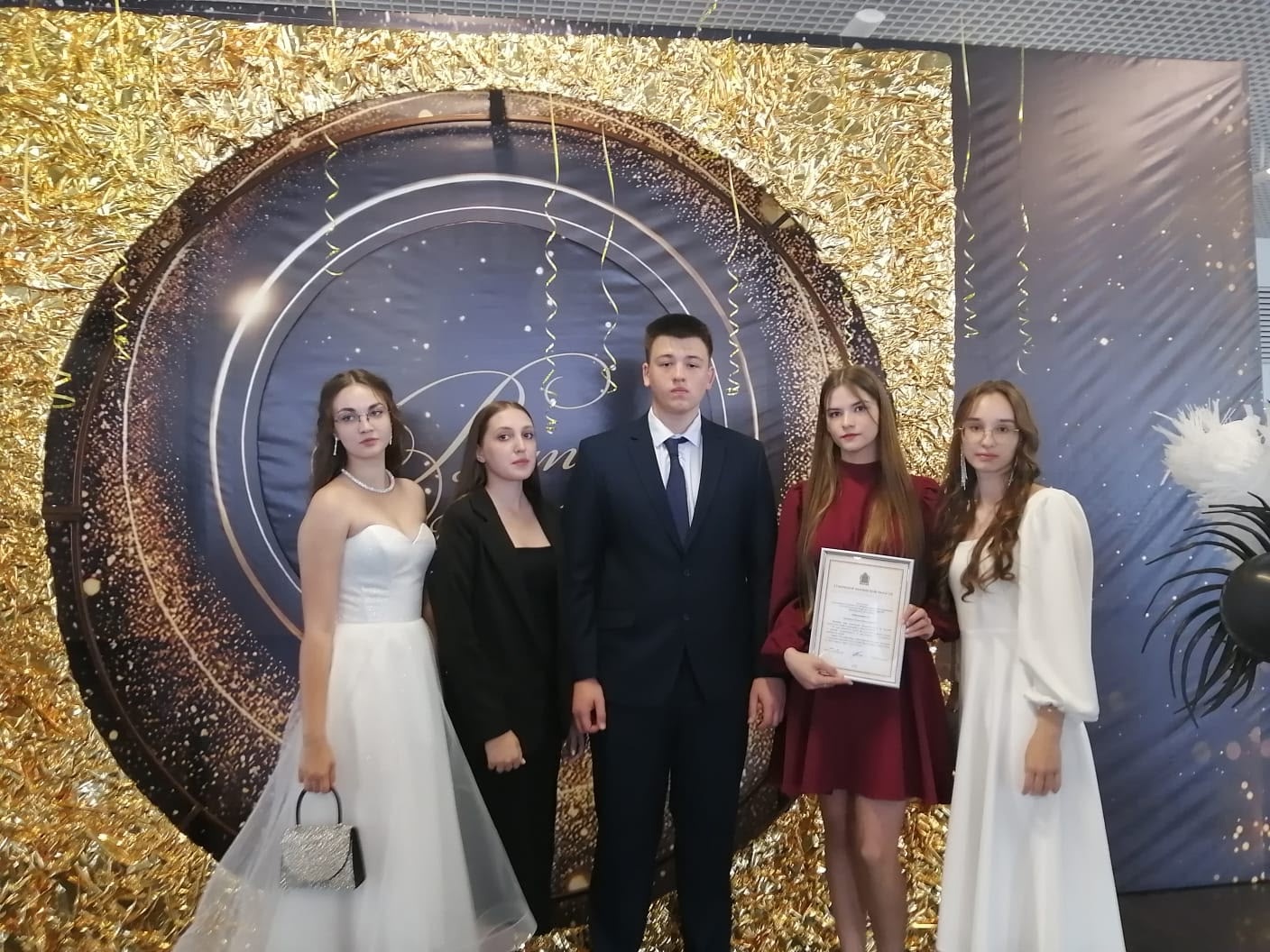 В киноконцертном зале «Пенза» состоялась церемония чествования выпускников общеобразовательных организаций Пензенской области