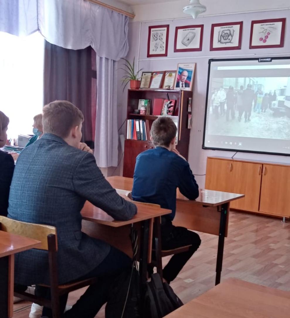 В МБОУ многопрофильный лицей с.Малая Сердоба с обучающимися проведена профилактическая беседа по недопущению участия несовершеннолетних в несанкционированных акциях и митингах В МБОУ многопрофильный лицей с.Малая Сердоба с обучающимися проведена профилактическая беседа по недопущению участия несовершеннолетних в несанкционированных акциях и митингах