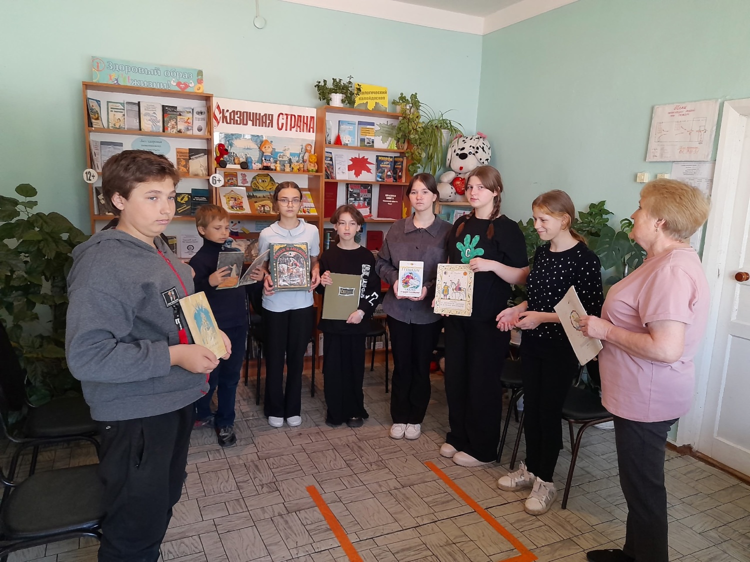 Пушкинский день в Новодёмкинской библиотеке!