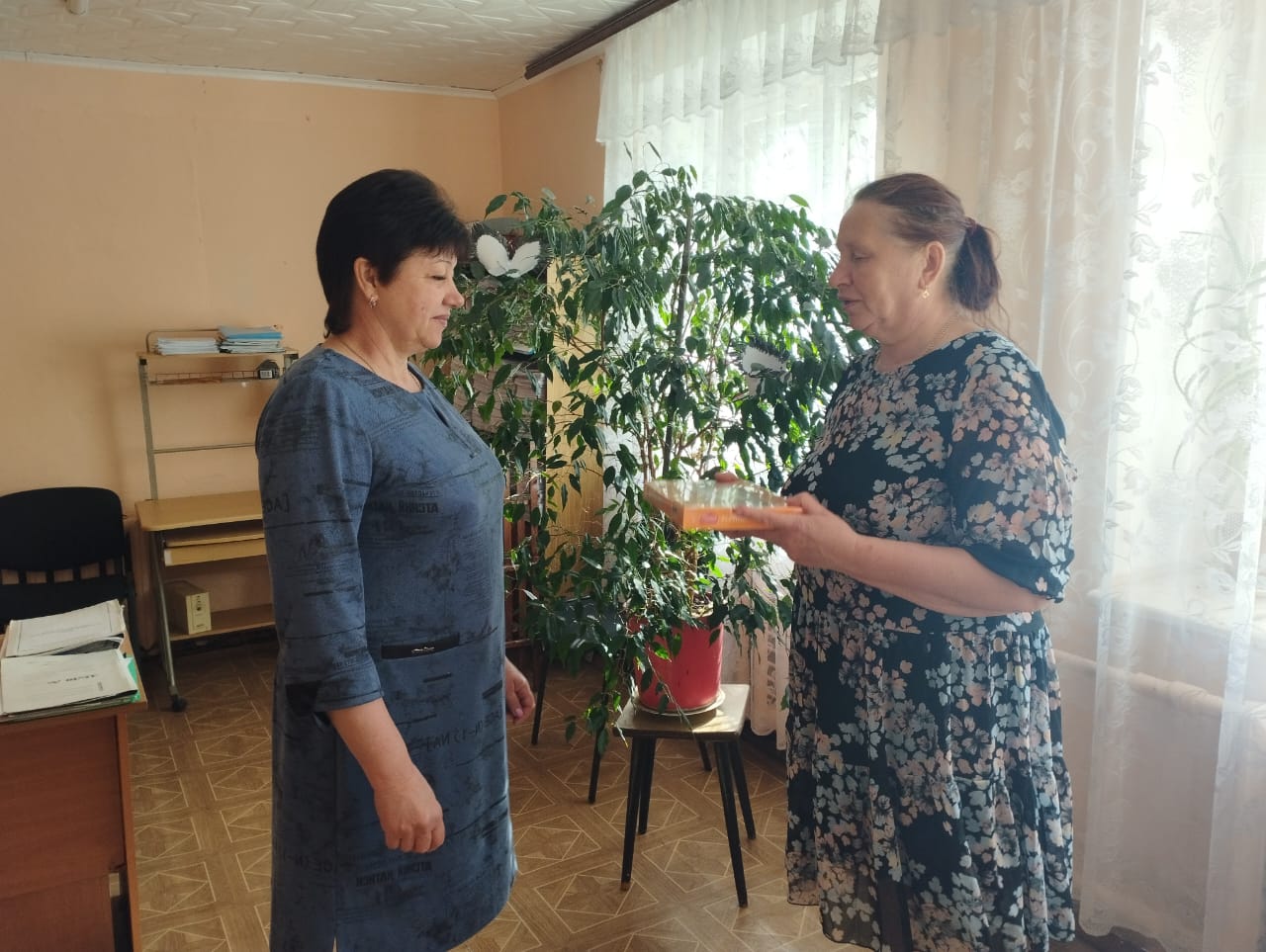 Работники культуры МБУК «Липовский КДЦ» искренне поздравляют работников с профессиональным праздником – Днем местного самоуправления! Работники культуры МБУК «Липовский КДЦ» искренне поздравляют работников с профессиональным праздником – Днем местного самоуправления!