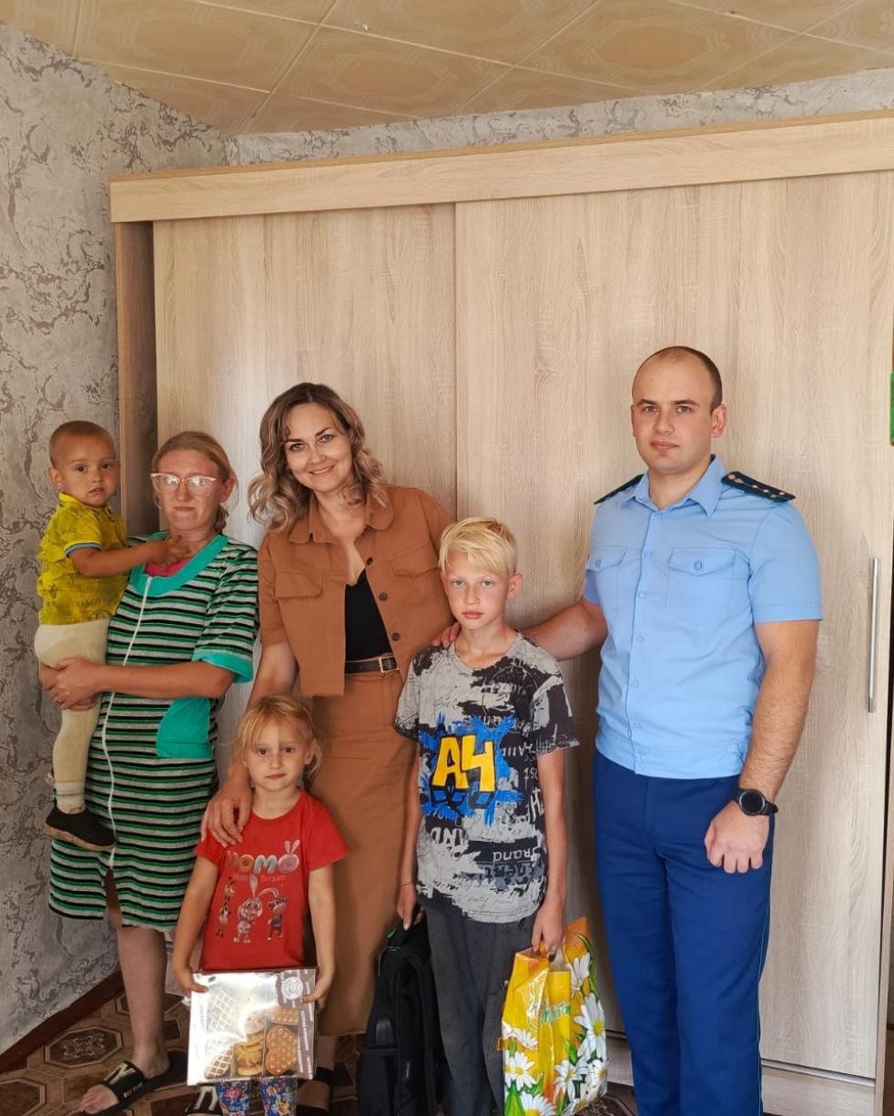 На территории Малосердобинского района продолжается акция «Собери ребенка в школу»