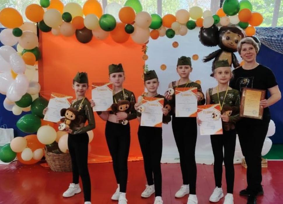 В Фоке "Юность" г, Сердобск прошел открытый фестиваль по эстетическим видам спорта "Чебурашка fest"