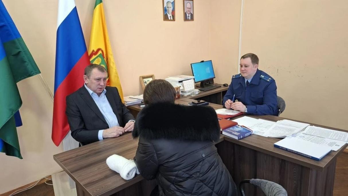 В администрации Малосердобинского района состоялся личный прием граждан В администрации Малосердобинского района состоялся личный прием граждан