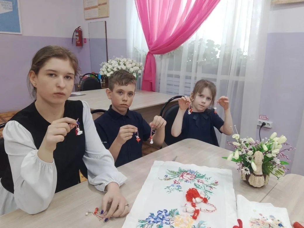 В объединении "Сувенир" прошел мастер-класс по изготовлению "Мэрцишор"