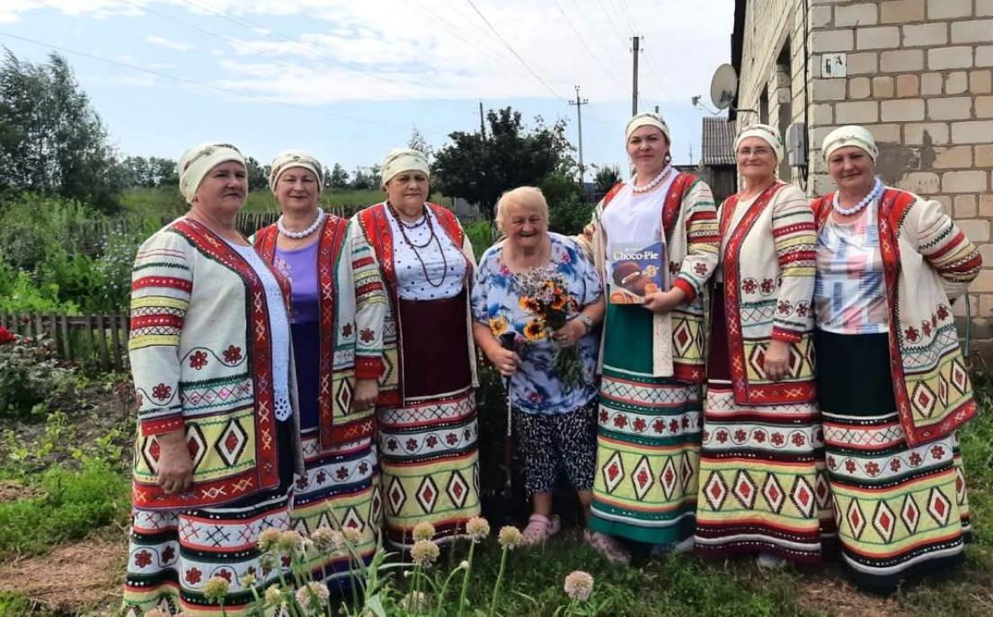 Адресные поздравления «Живёт в веках любовь и верность», посвященные Дню семьи, любви и верности