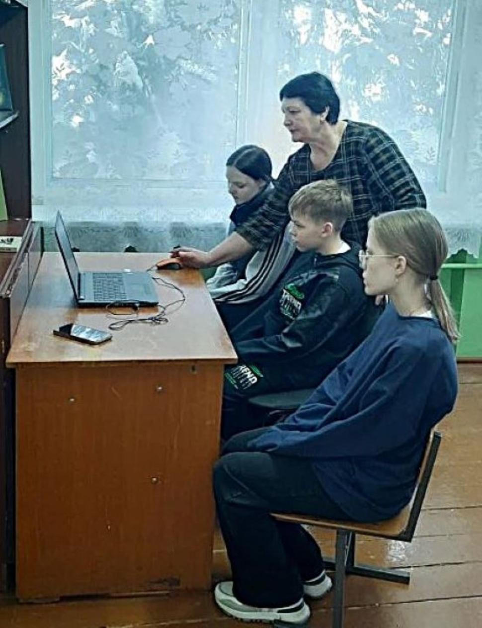 Литературная гостиная «Сатиры смелый властелин» проведена в Марьевской библиотеке, в рамках 200-летнего юбилея М. Е. Салтыкова-Щедрина Литературная гостиная «Сатиры смелый властелин» проведена в Марьевской библиотеке, в рамках 200-летнего юбилея М. Е. Салтыкова-Щедрина