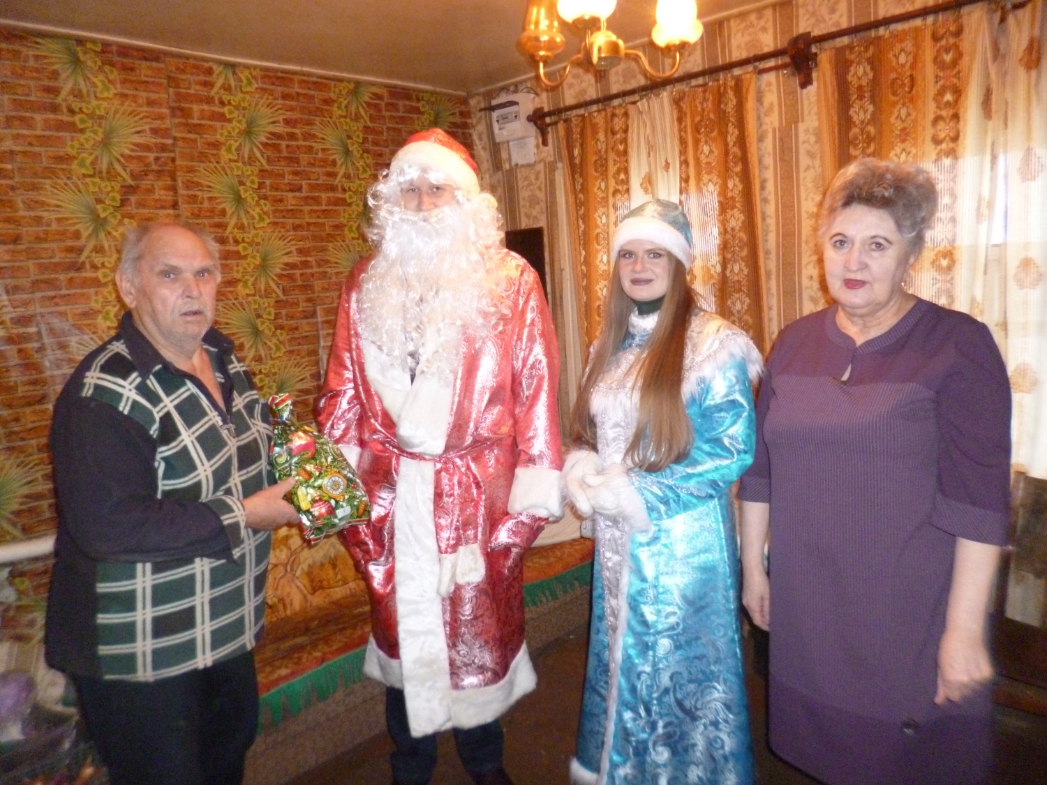 Поздравление с Новым годом на дому