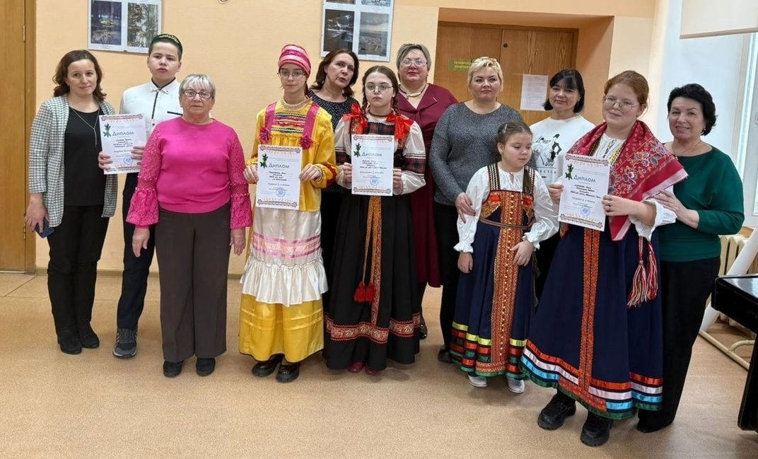 Кучина Анна победитель областной конференции исследовательских работ по художественному творчеству «Оберег» Кучина Анна победитель областной конференции исследовательских работ по художественному творчеству «Оберег»
