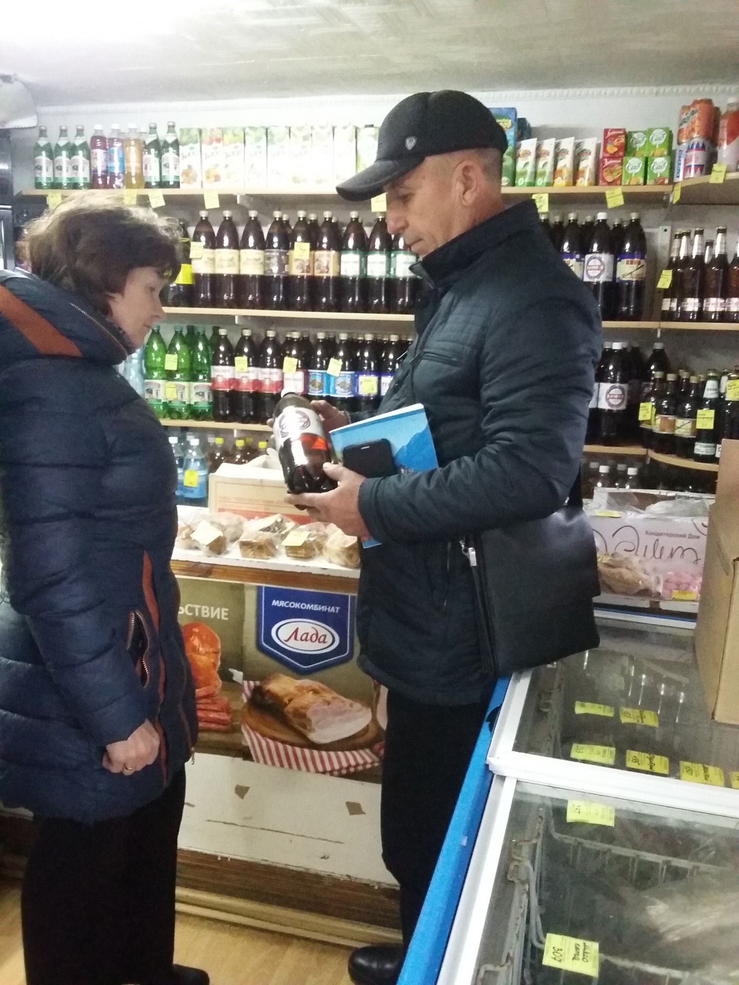 Проведение мониторинга в рамках деятельности рабочей группы по легализации заработной платы, ликвидации «теневой экономики», незаконного оборота алкогольной продукции