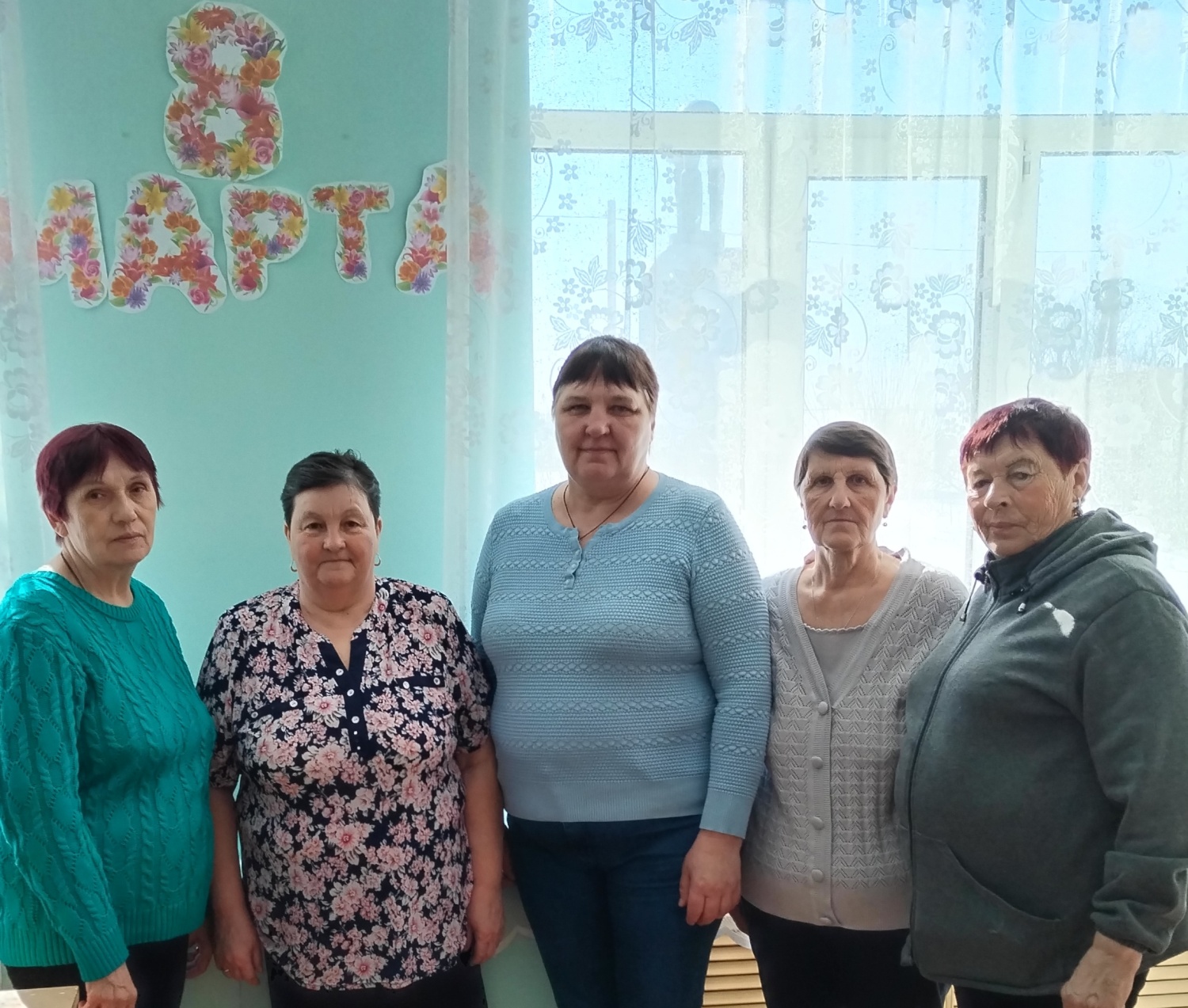 Литературно-музыкальный вечер«Образ пленительный, образ прекрасный» проведён в Топловской библиотеке. Литературно-музыкальный вечер«Образ пленительный, образ прекрасный» проведён в Топловской библиотеке.