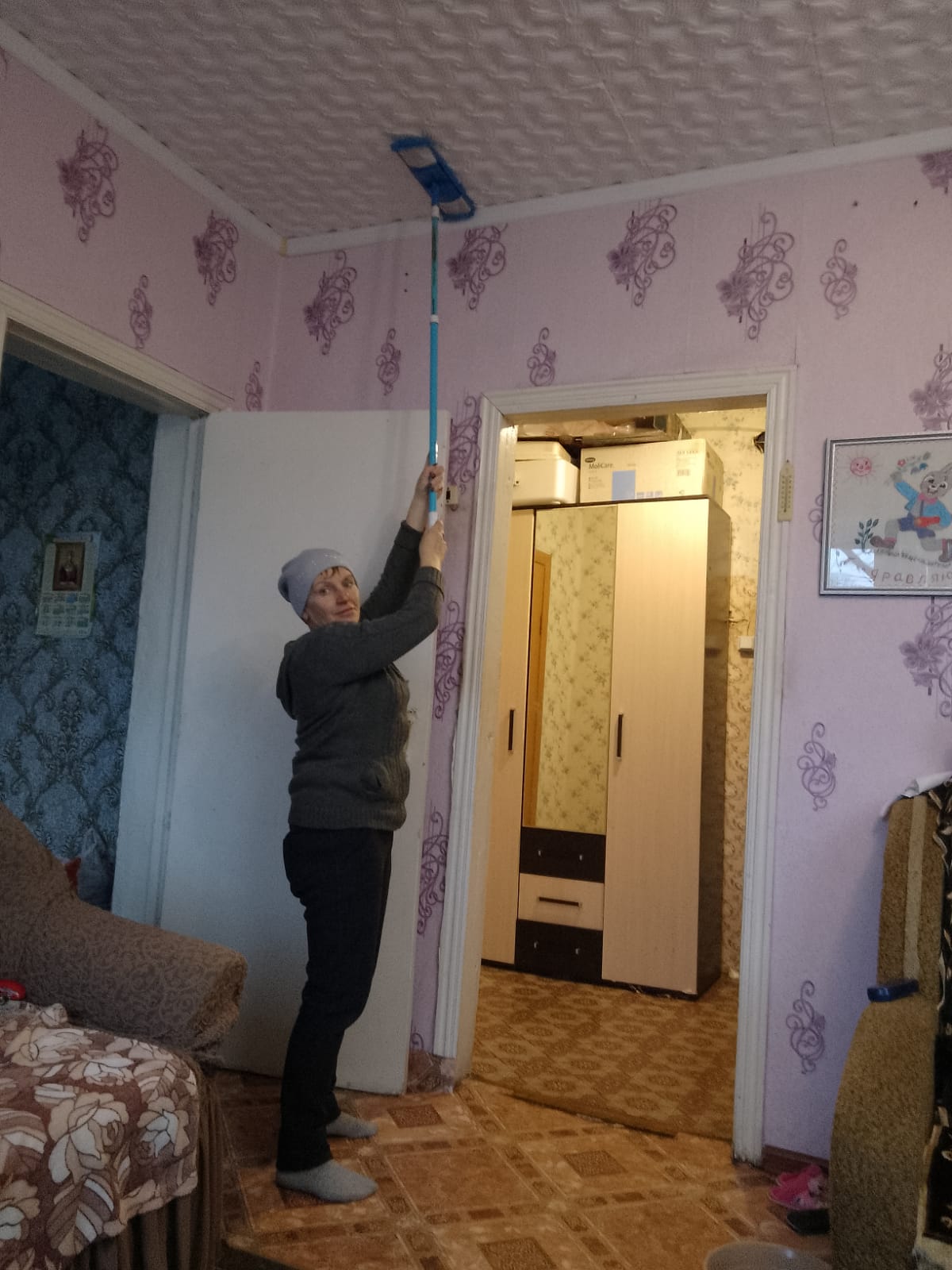 Наведение порядка в домах получателей социальных услуг