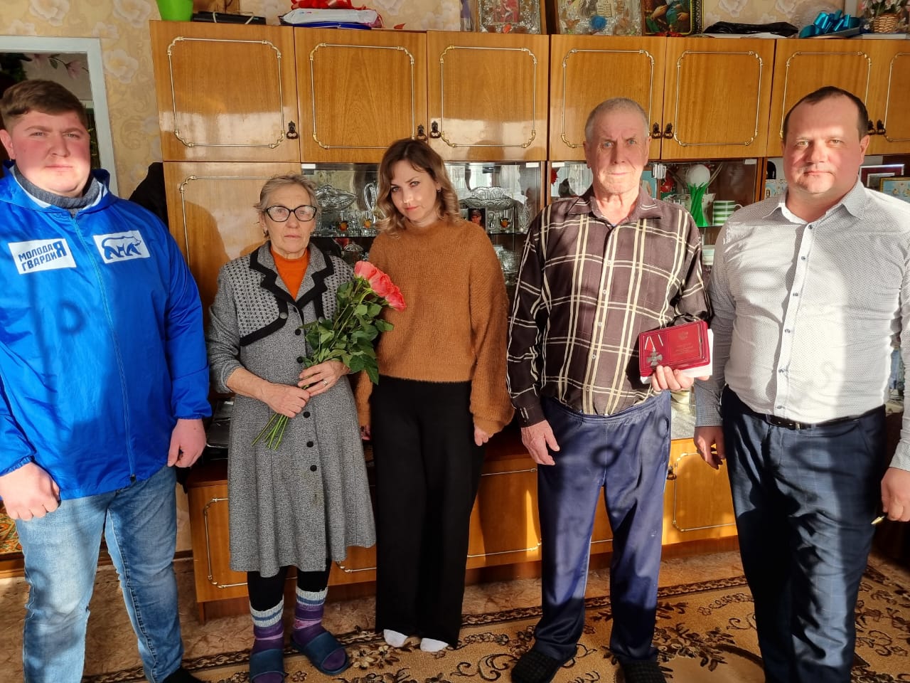 Семье погибшего участника СВО вручили "Орден Мужества"