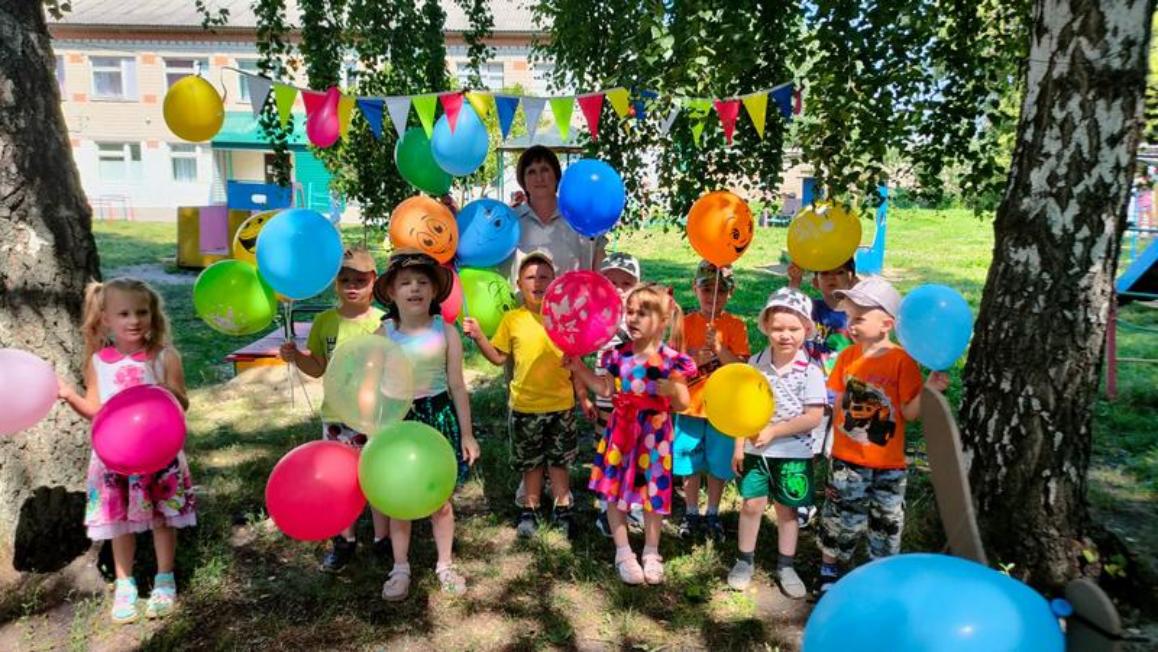 «Ах, эти шарики воздушные!» «Ах, эти шарики воздушные!»