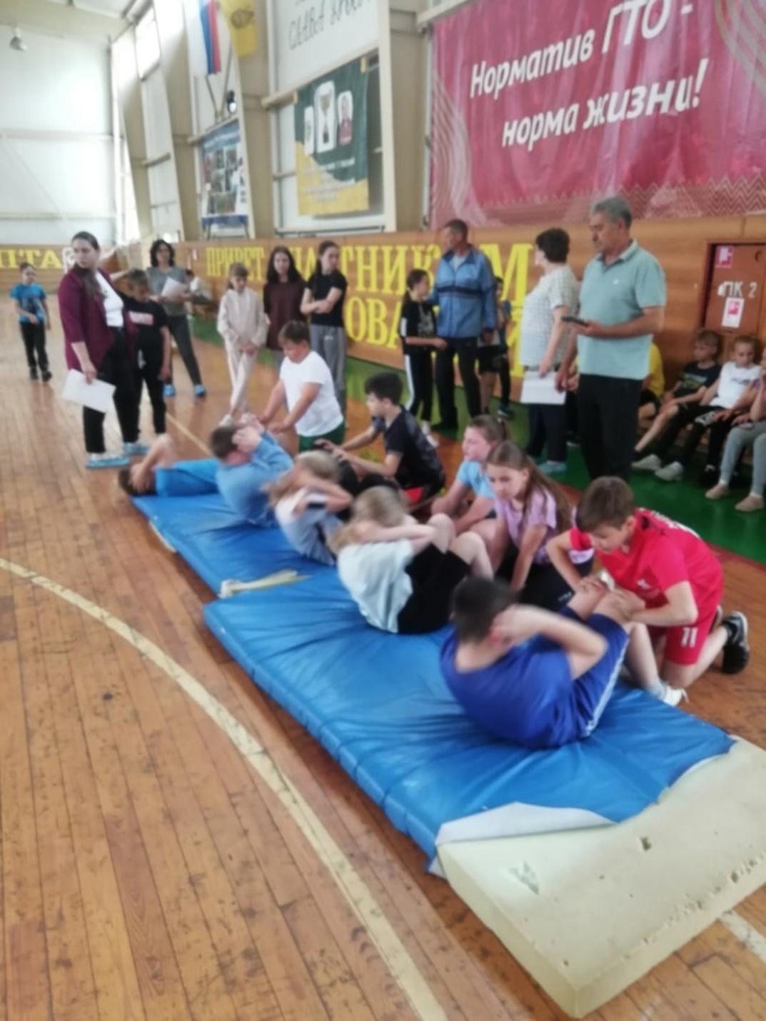 В ФОКе "Мечта" состоялся Фестиваль Всероссийского физкультурно-спортивного комплекса по приёму нормативных испытаний "Готов к Труду и Обороне" среди обучающихся Многопрофильного лицея с.Малая Сердоба В ФОКе "Мечта" состоялся Фестиваль Всероссийского физкультурно-спортивного комплекса по приёму нормативных испытаний "Готов к Труду и Обороне" среди обучающихся Многопрофильного лицея с.Малая Сердоба