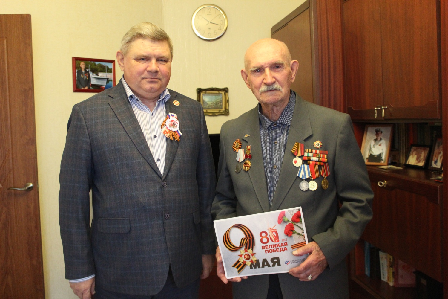 Управляющий Отделением СФР по Пензенской области поздравил ветерана Великой Отечественной войны Виктора Семеновича Городнова